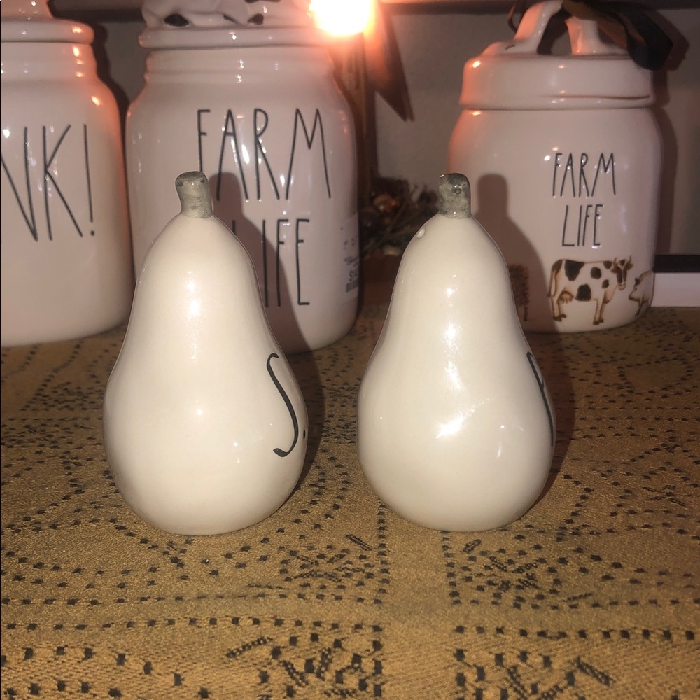 Rae Dunn Pear Shaped Salt and Pepper Shakers - Picture 5 of 8